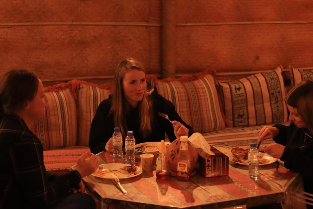 Shāhiq Sands Dream Tourism Camp מראה חיצוני תמונה